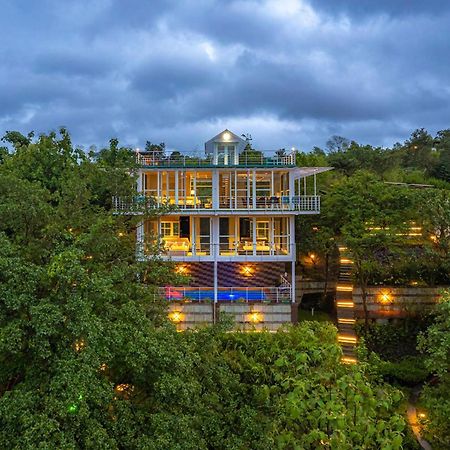 The Glasscape By Stayvista - Hillside Getaway With Pool And Indoor Games Нашик Екстер'єр фото